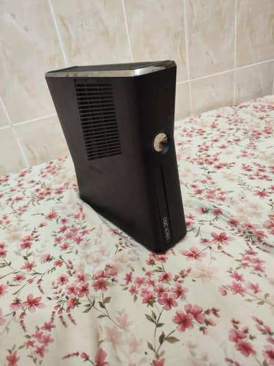 1 year used console games 50+ wire controllers buy one get one free
