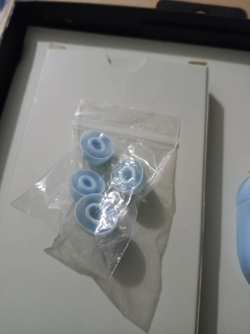 Quantum zero Bluetooth earbuds 8