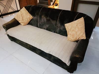 6 Seater Sofa Set at low price (Read Ad)