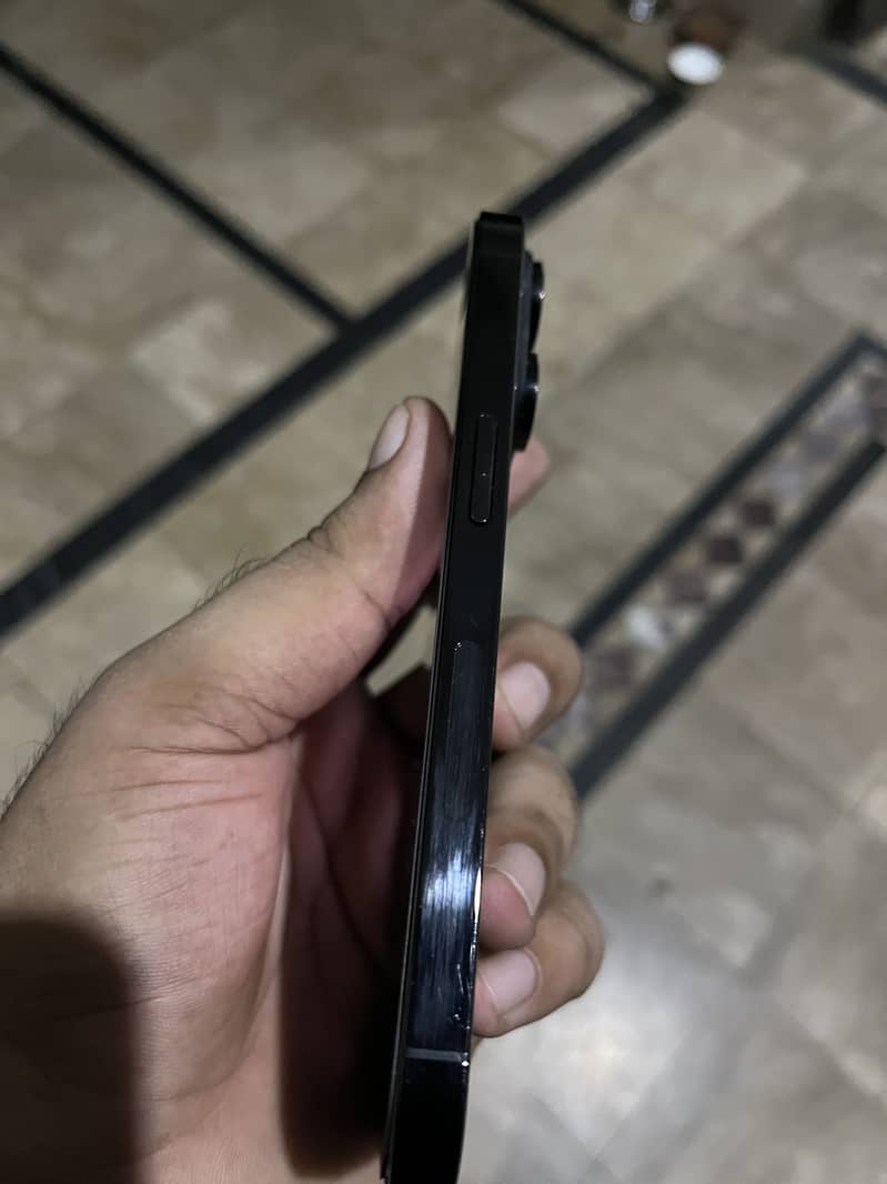 Iphone 14 pro JV 2