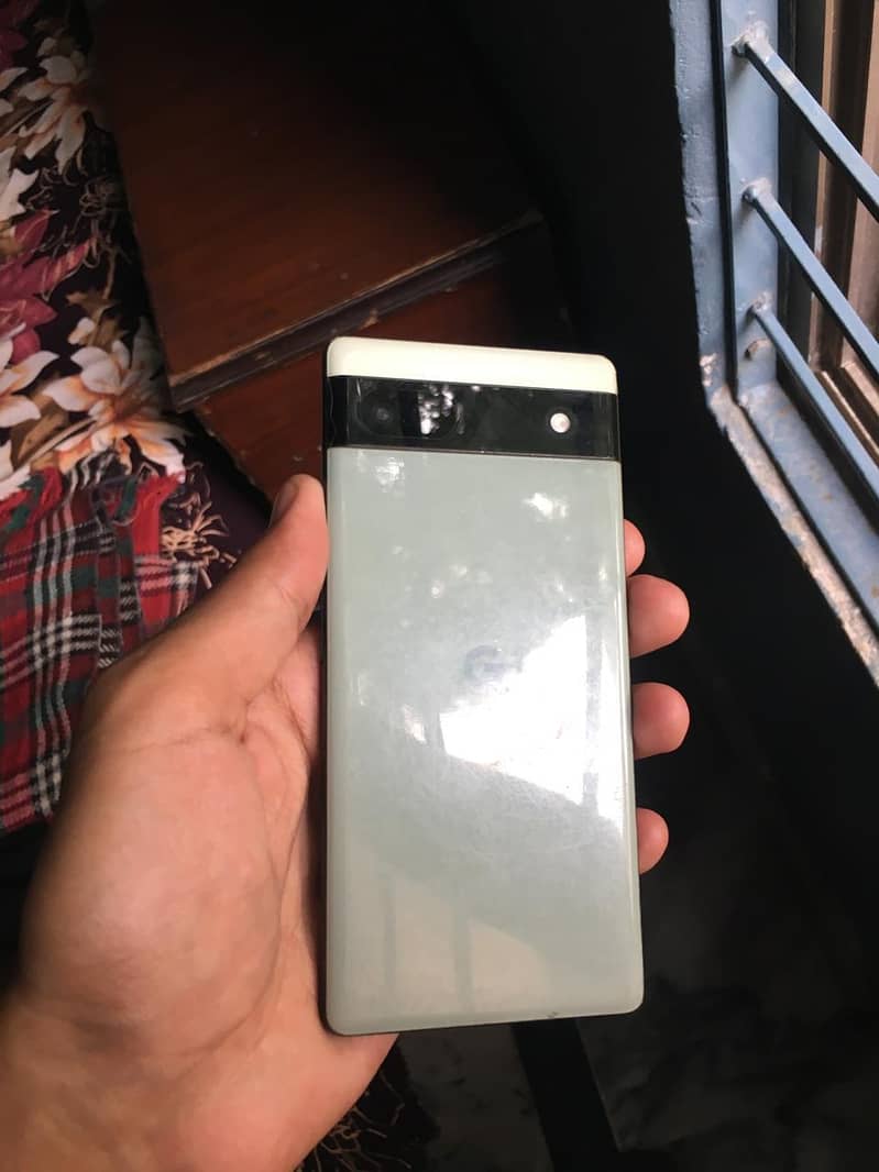 Google Pixel 6a 5