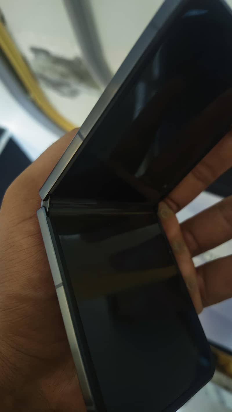 Infinix Zero Flip 5