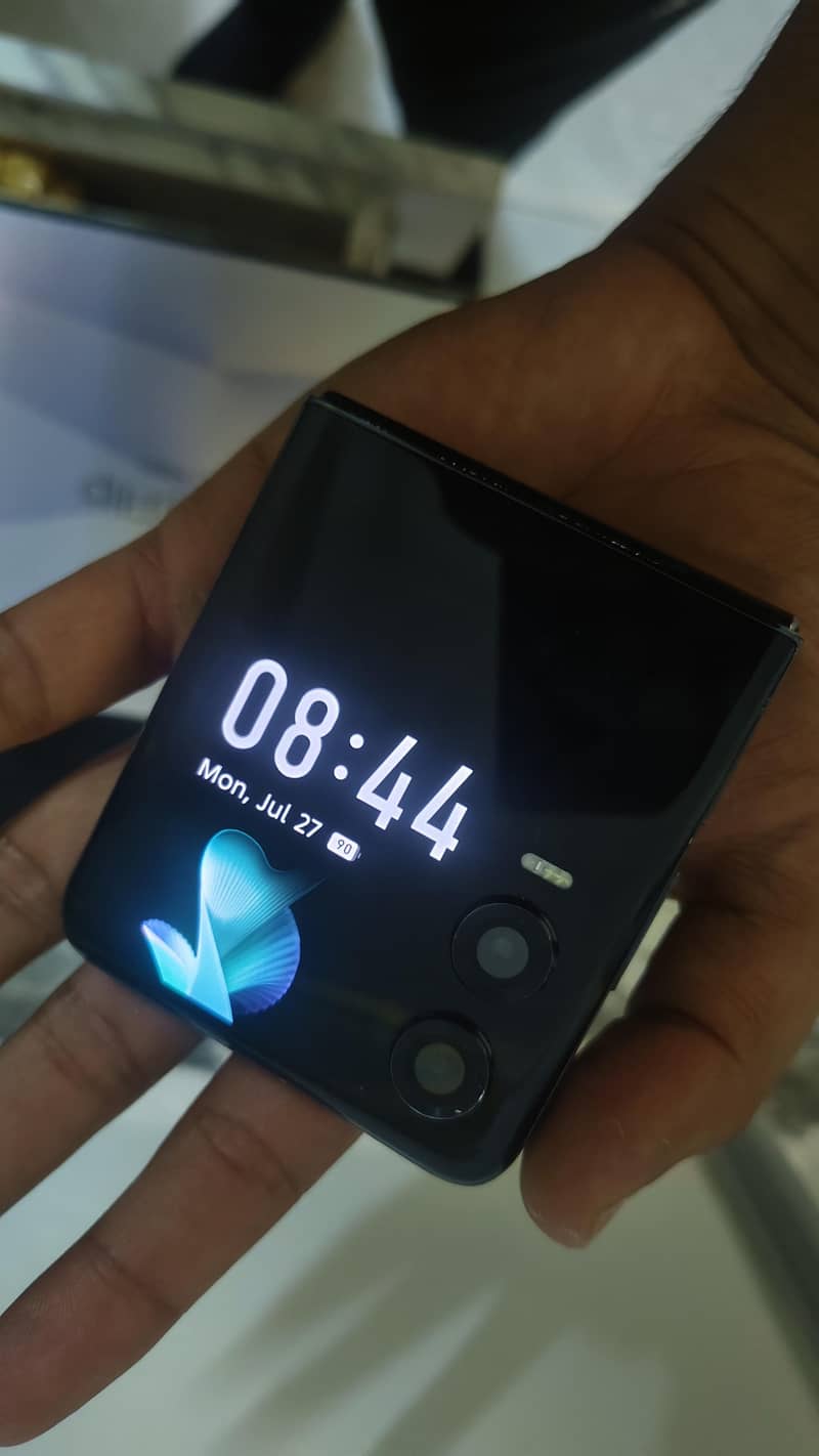 Infinix Zero Flip 6