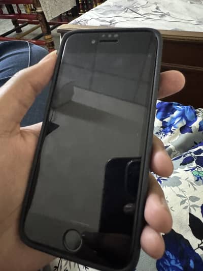Apple iPhone 7