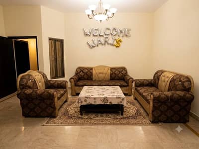 Full 3 piece sofa set | like brand new | price is negotiable