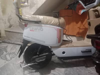 brand new Scooty for sale. . just two days ago bought. .