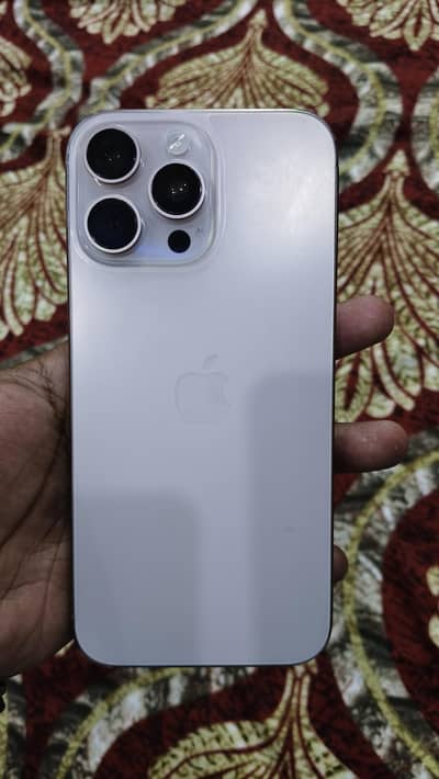 Apple iPhone 16 Pro Max