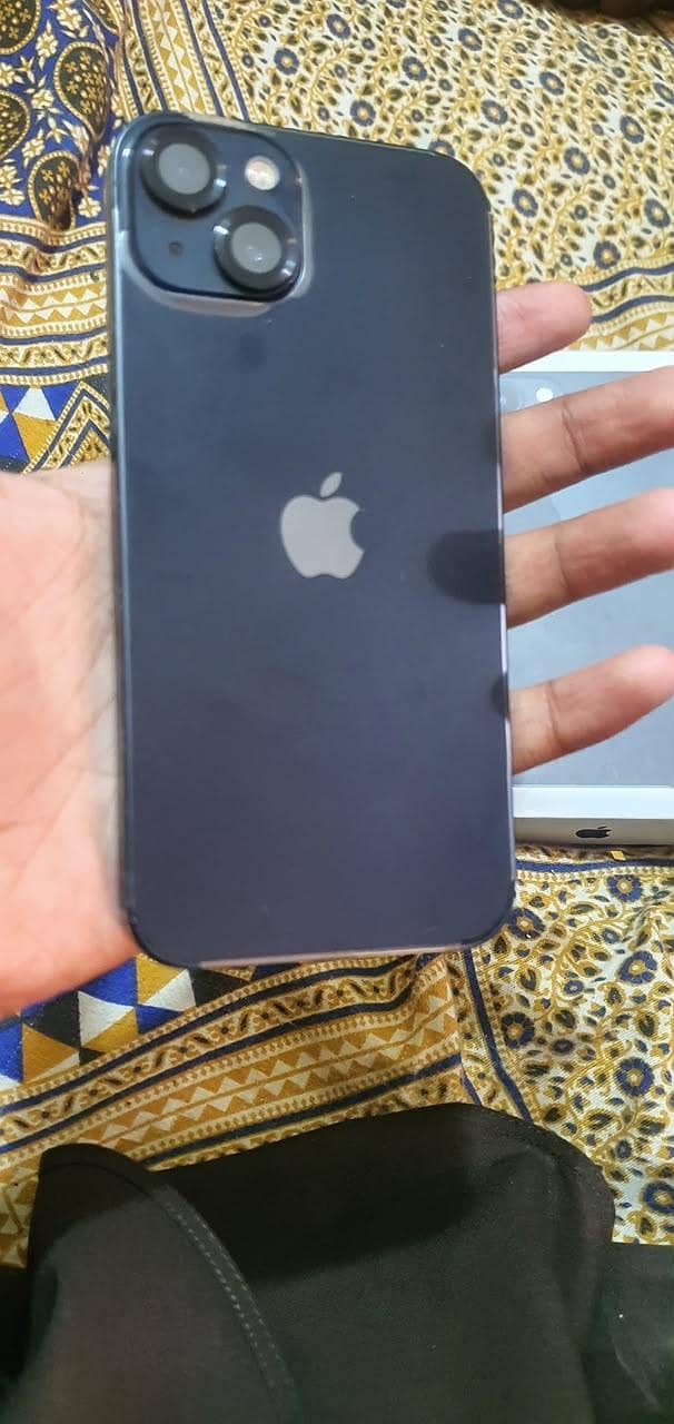 Apple iPhone 13 0