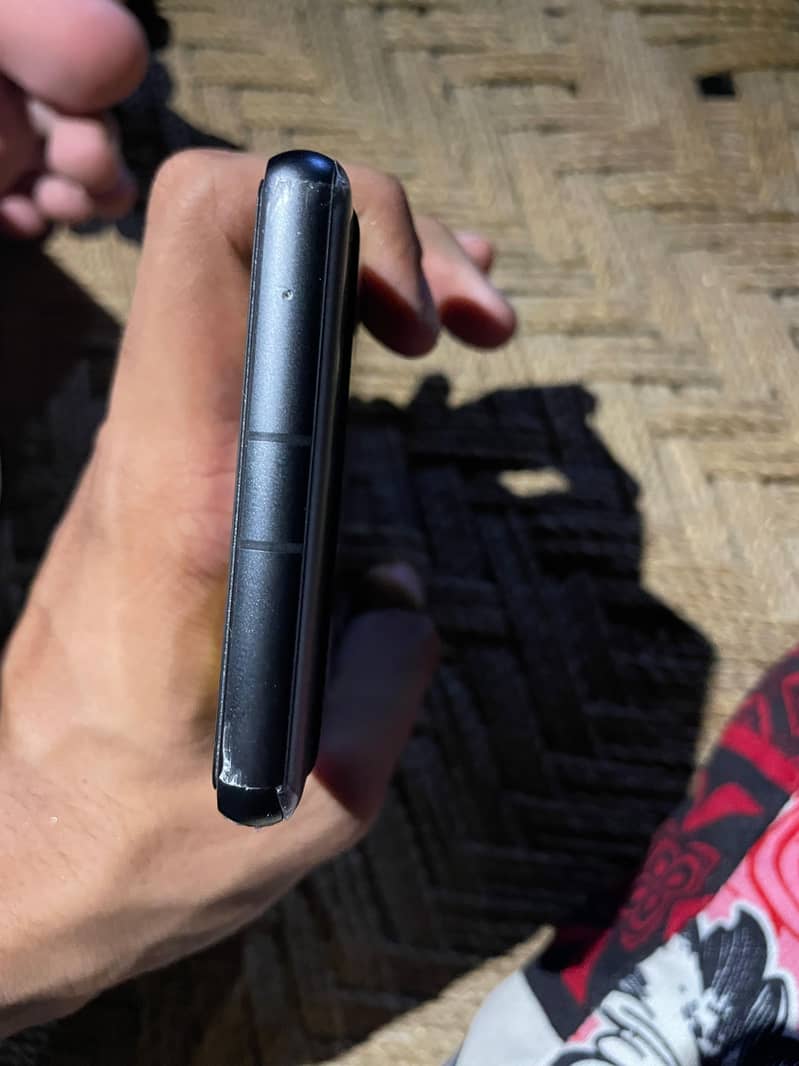 Google Pixel 7a 4