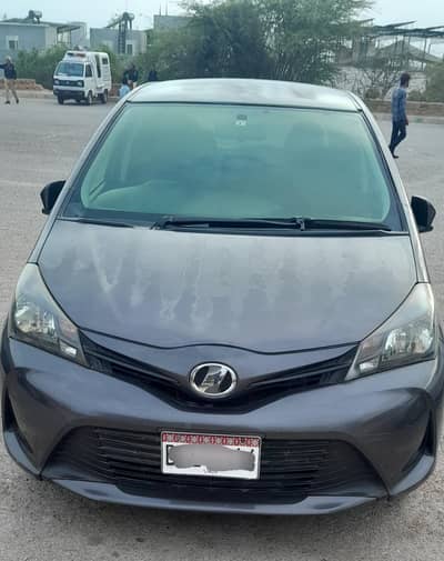 Toyota Vitz 2014