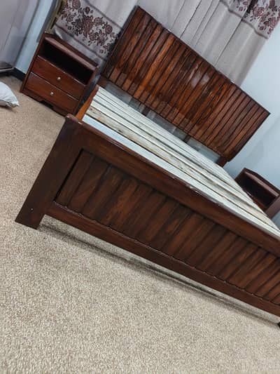 King Size solid wood brand new condition bilkul use nhi hwa