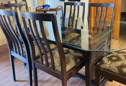 Dinning Table with 6 chairs