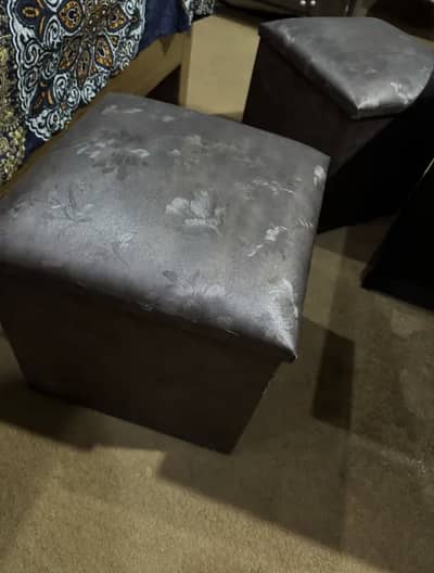 Coffee table with stools
