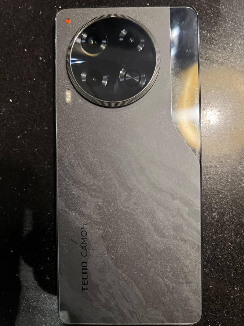 Tecno CAMON 30 2