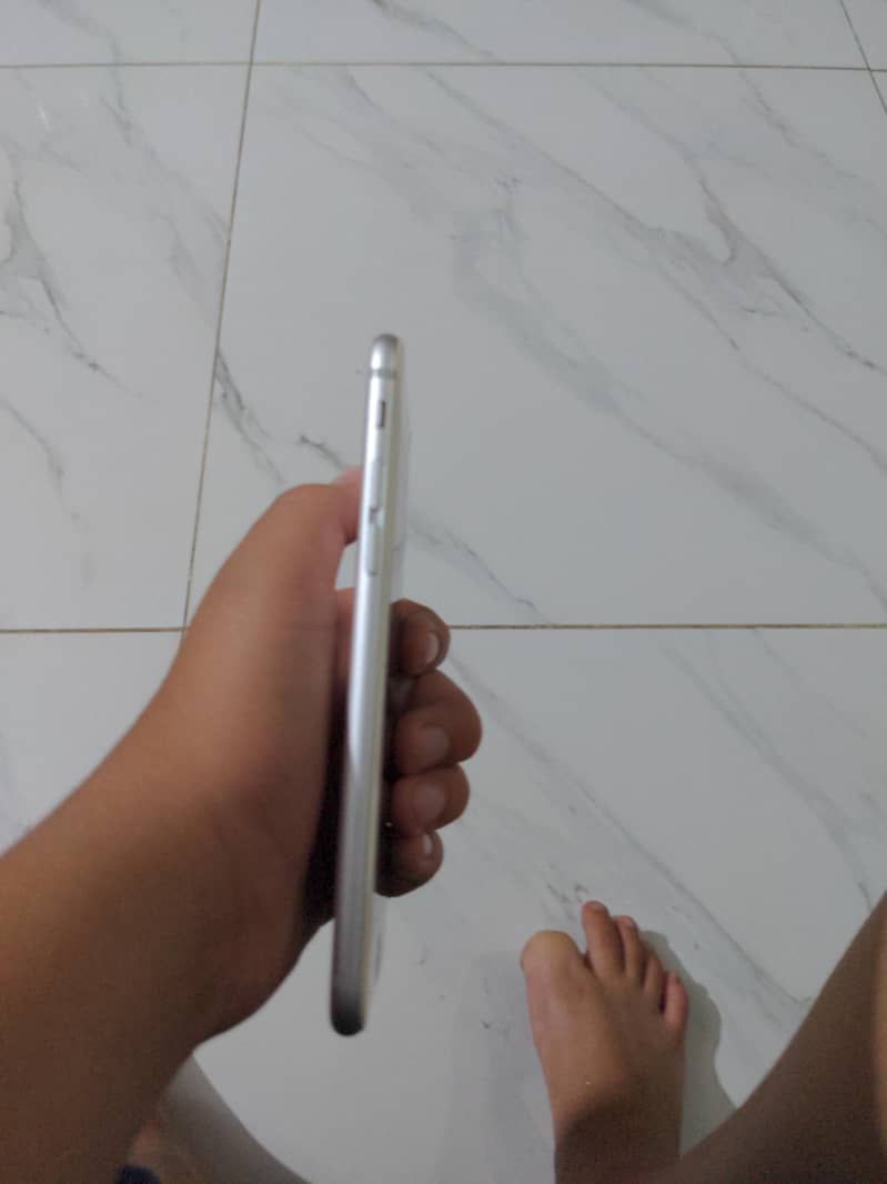 Apple iPhone 6 1