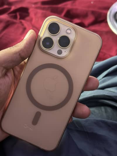 Iphone 13 pro Golden colur 128Gb 10/10 condition only face id not work