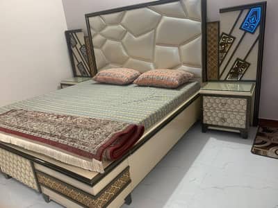 Bed set with sider and dressing table