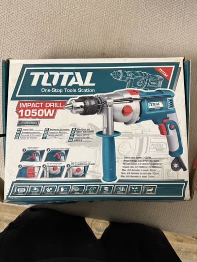 Total impact drill 1050W