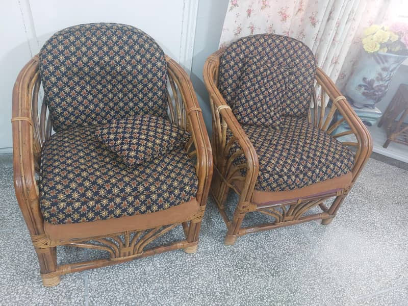 cane sofa set 0