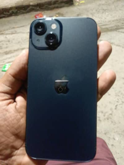 Apple iPhone 13