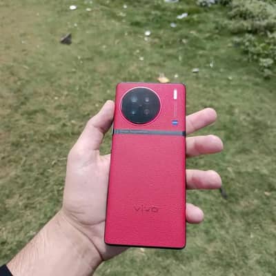 Vivo X90s