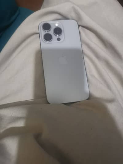 Apple iPhone 15 Pro