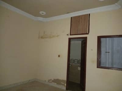 60 Square Yards Flat For Sale In The Perfect Location Of Allahwala Town - Sector 31-G
