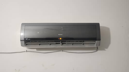 Gree G10 Inverter AC (Model:GS-12CITH2G)