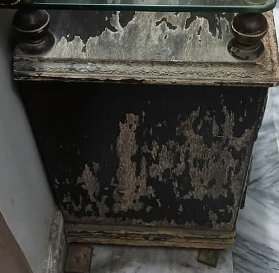 bedside table
