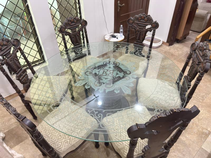 Round Dinning Table Chinioti 2