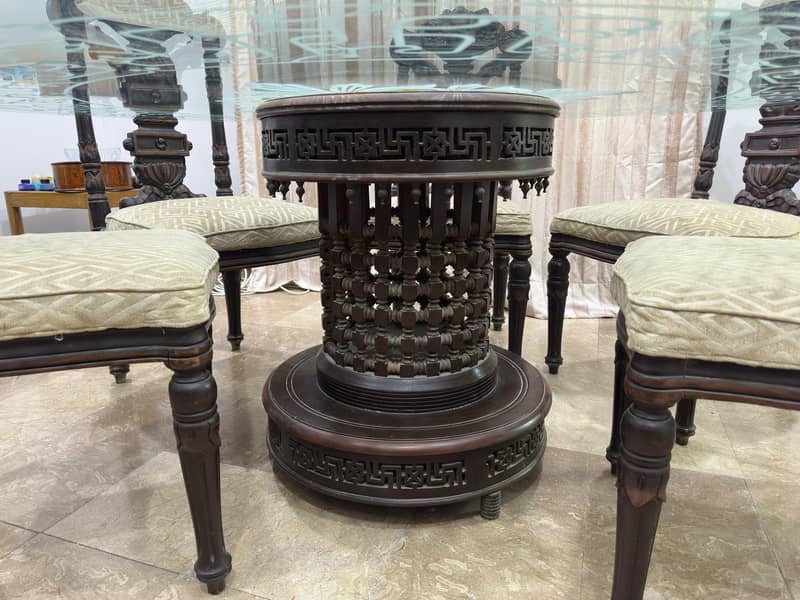 Round Dinning Table Chinioti 3