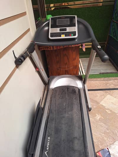 running machine fore sale urgent condition 10 9