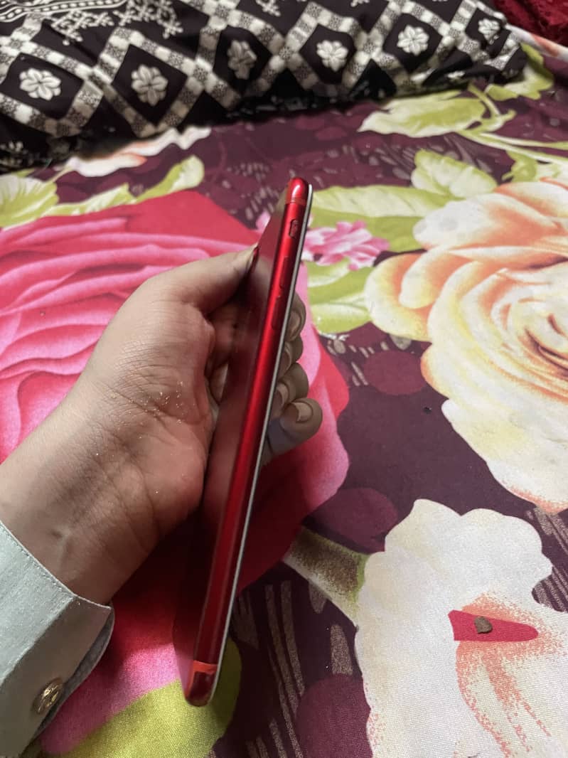Apple iPhone 7 Plus 2