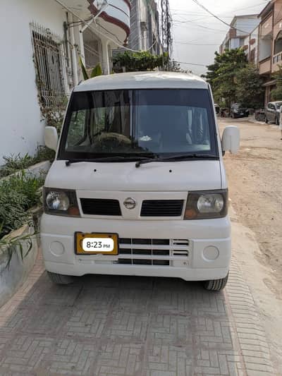 Nissan Clipper 2015