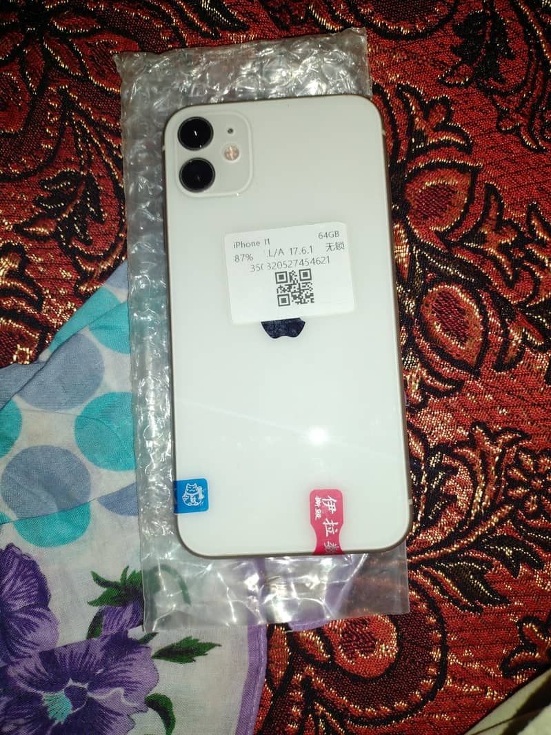 Apple iPhone 11 0