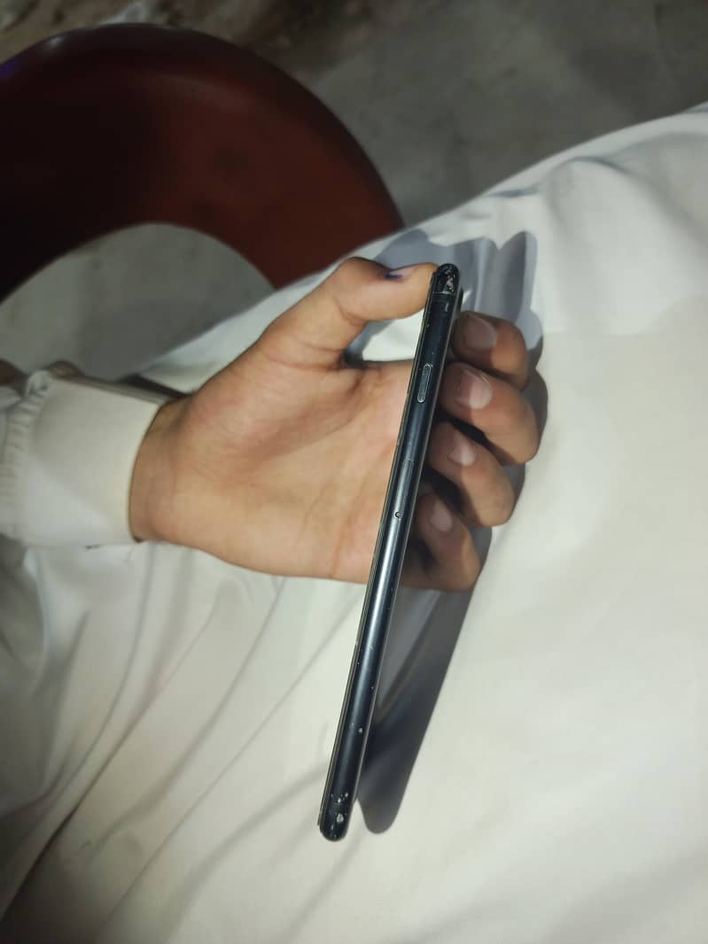 Apple iPhone 7 Plus 3