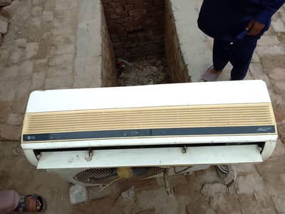 lg 1 tan Ac