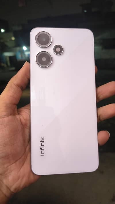 Infinix Hot 30 Play
