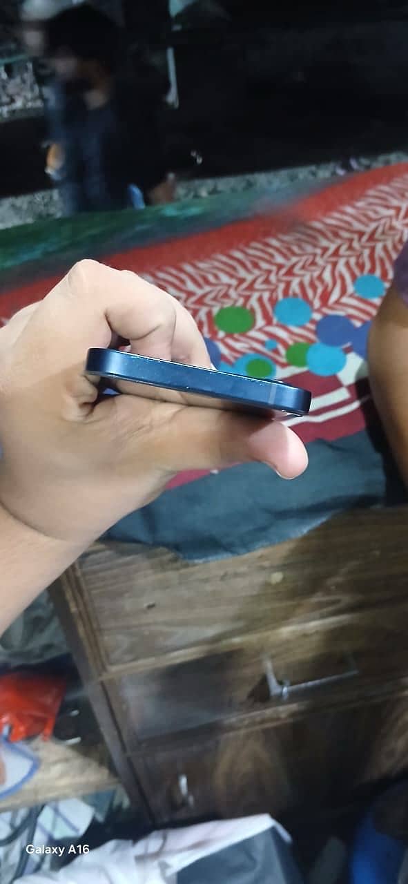Apple iPhone 12 0