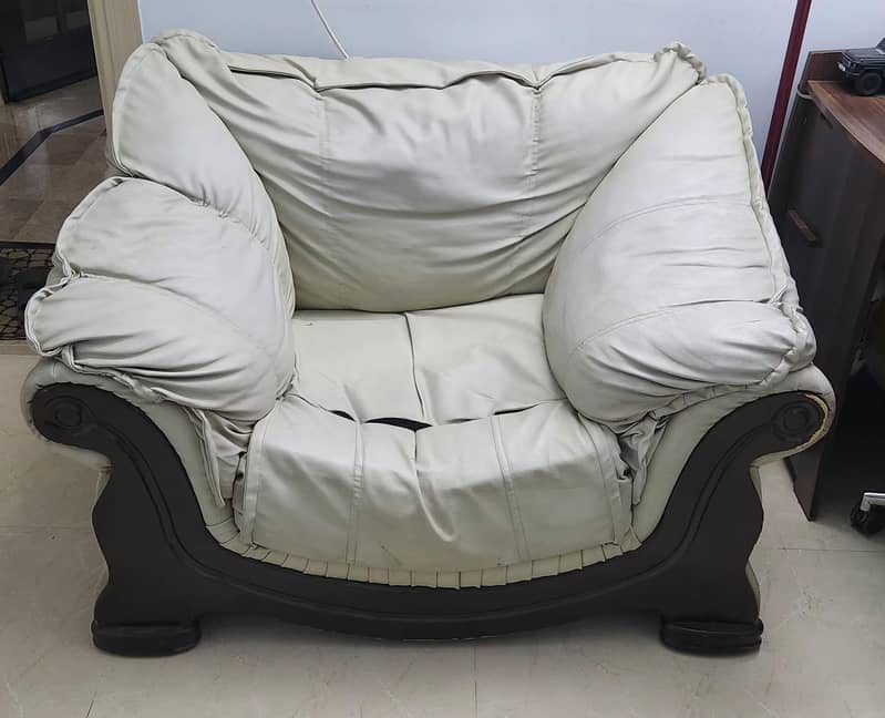 UK Return Huge Sofa 0