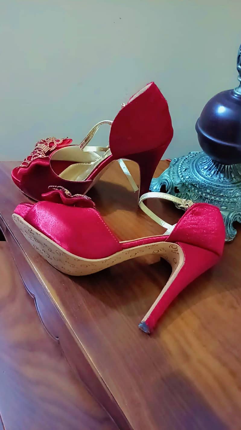 Heels 3