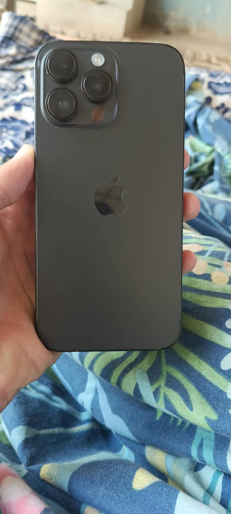 Apple iPhone 14 Pro Max 0