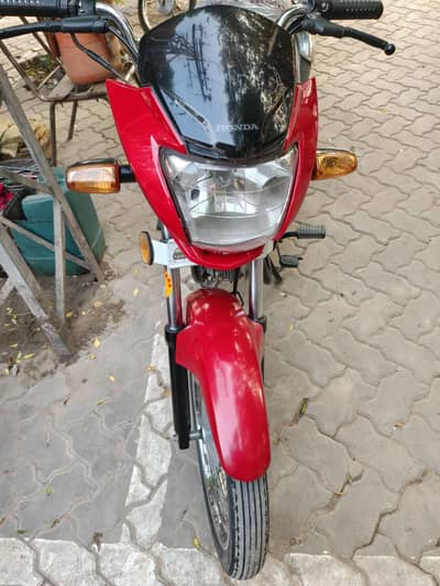 bike cndtion bilkul saf hai biomartic mily gei
