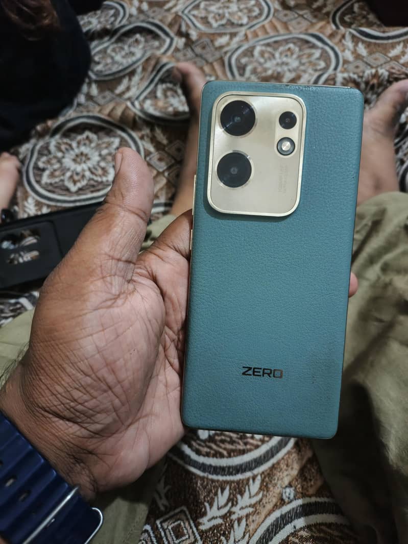 Infinix Zero 30 1