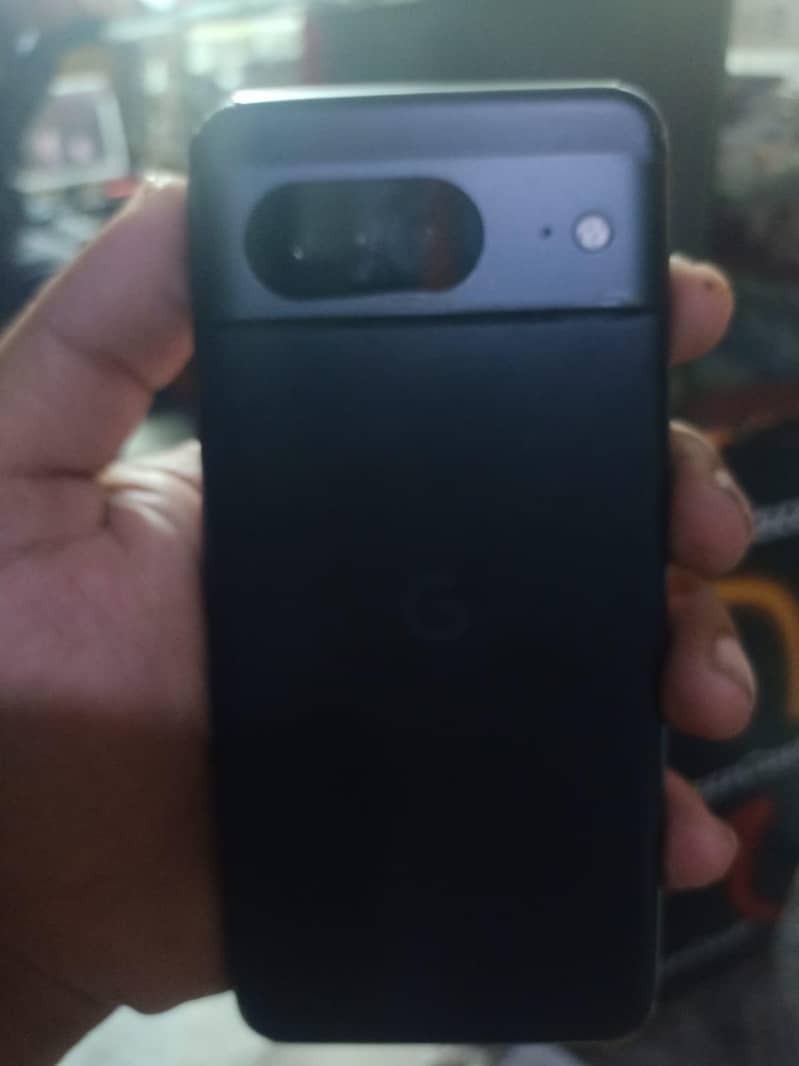 Google Pixel 8 2