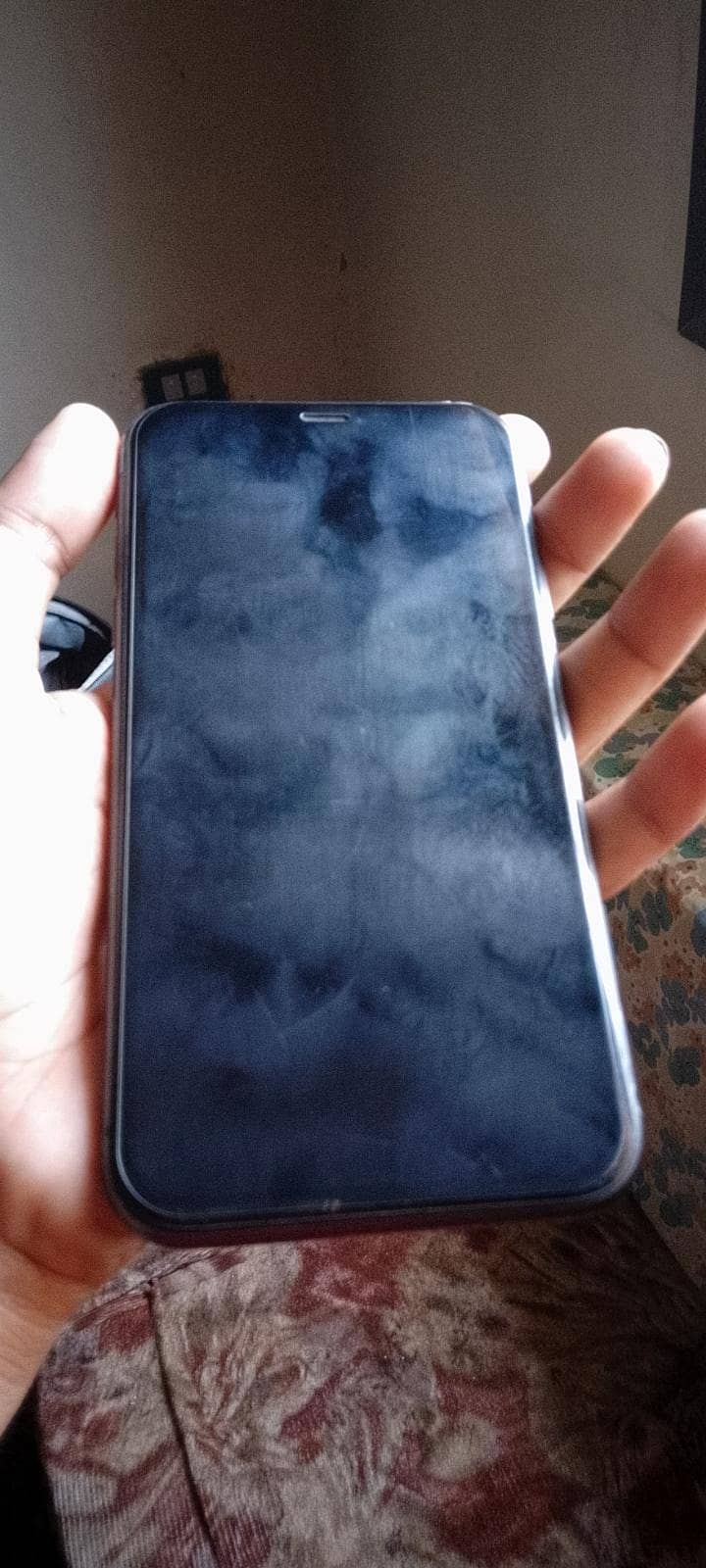 Apple iPhone 11 0
