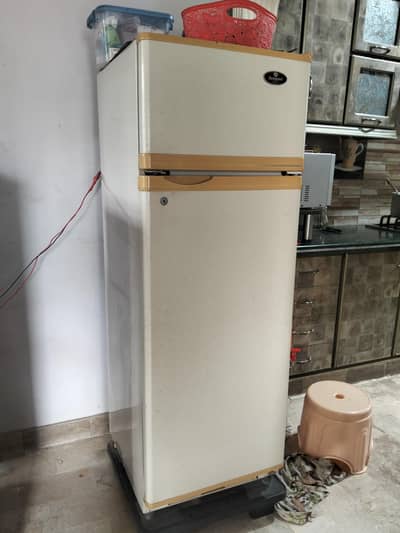 Dawlance refrigerator for sell