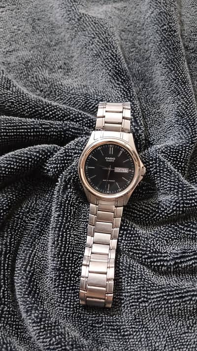 Casio 1333 MTP-1239 JAPAN MOVT DY DUBAI Import Antique
