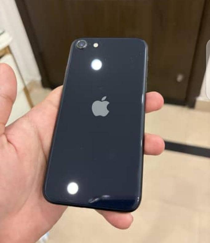 Apple iPhone SE 0
