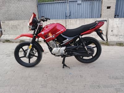 YBR 125G very good condition.